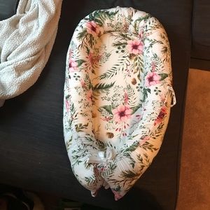 Dockatot type sleeper